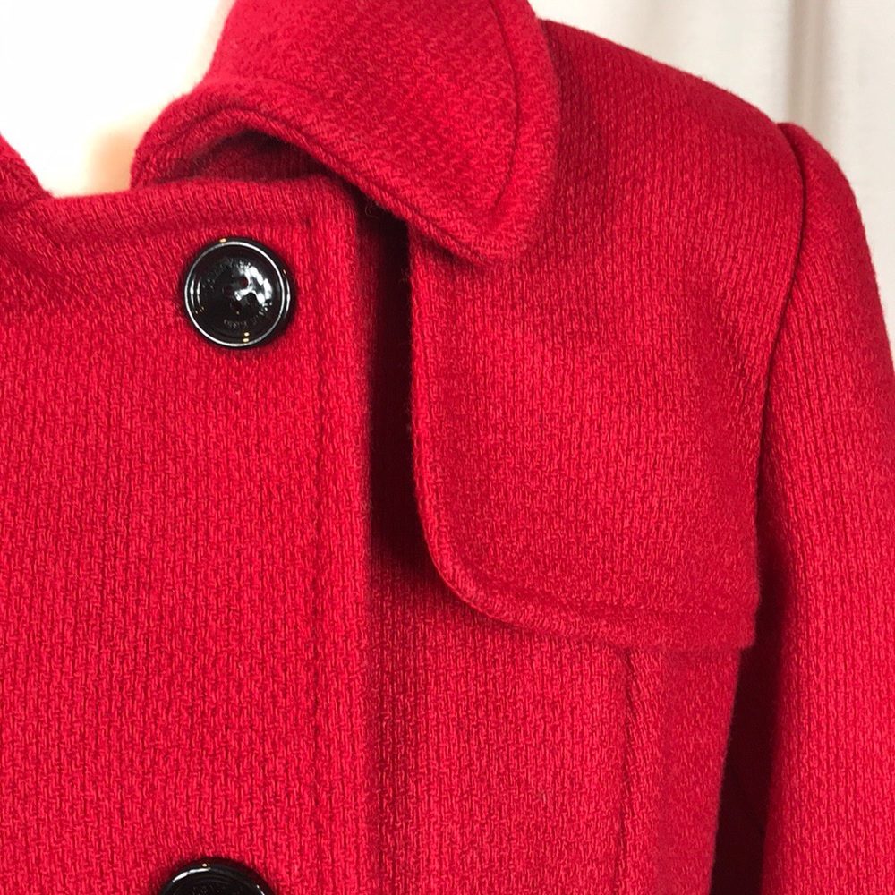 Warm and Stylish winter coat 🧥❄️ - Picture 5 of 7